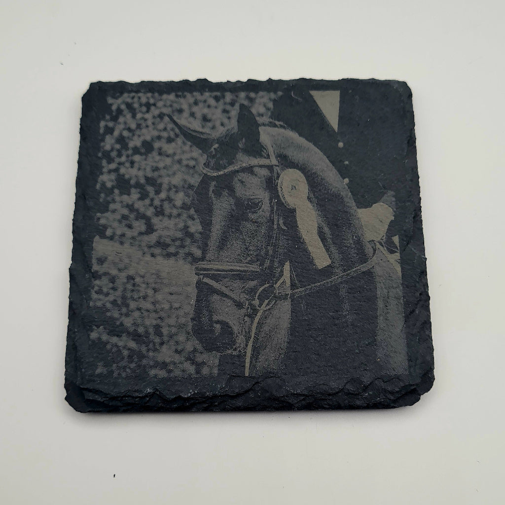 Personalisierte Schiefer-Untersetzer mit Lasergravur – Foto, Logo oder Wunschtext (⌀ ca. 10cm)